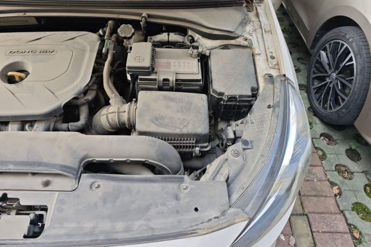 Used Kia K4 2014 1.8L Automatic GLS Engine Bay Left