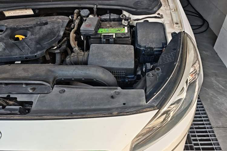 Used Kia K4 2014 1.8L Automatic DLX Engine Bay Left