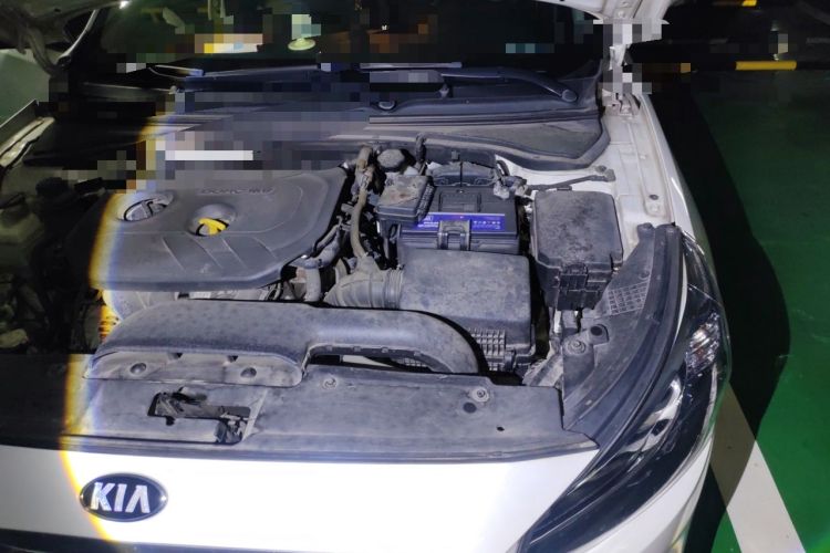 Used Kia K4 2014 1.8L Automatic GLS Engine Bay Left