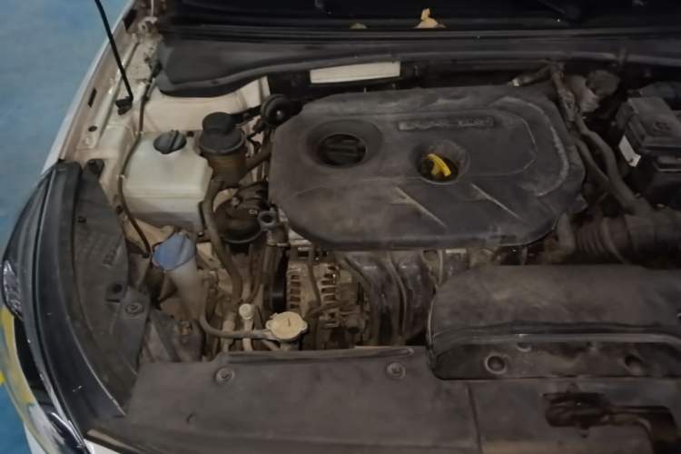 Used Kia K4 2014 1.8L Automatic DLX Engine Bay Right