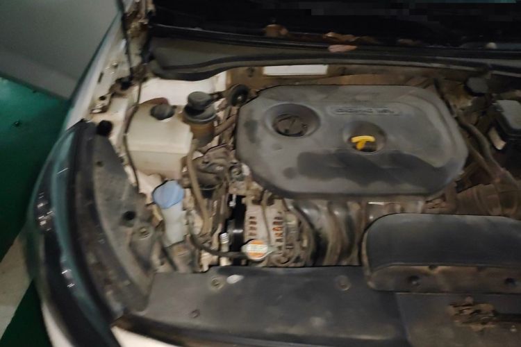 Used Kia K4 2014 1.8L Automatic DLX Engine Bay Right