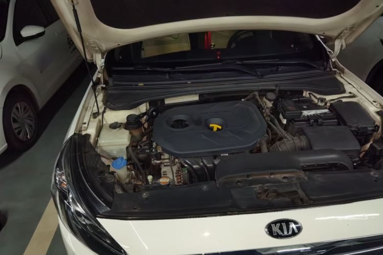 Used Kia K4 2014 1.8L Automatic DLX Engine Bay Right
