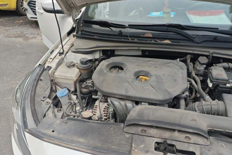 Used Kia K4 2014 1.8L Automatic GL Engine Bay Right