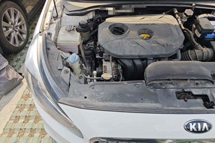 Used Kia K4 2014 1.8L Automatic GLS Engine Bay Right