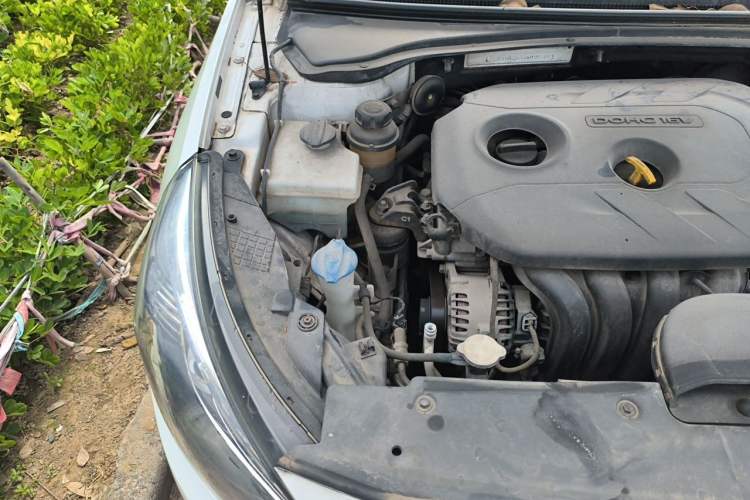 Used Kia K4 2014 1.8L Manual GL Engine Bay Right