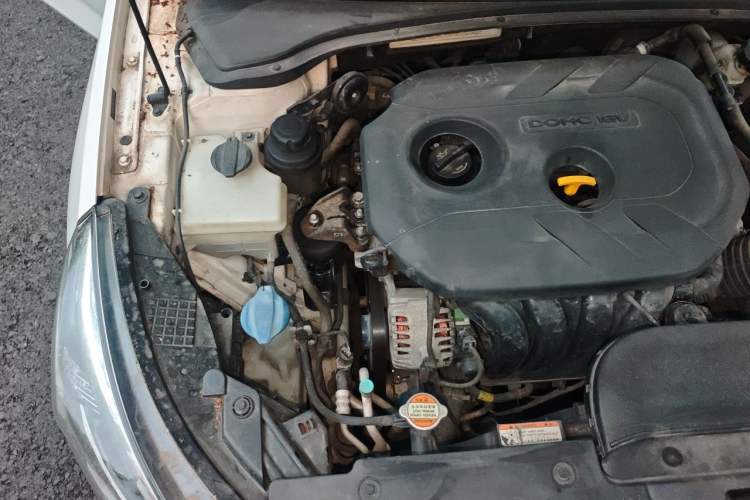 Used Kia K4 2014 1.8L Automatic DLX Engine Bay Right