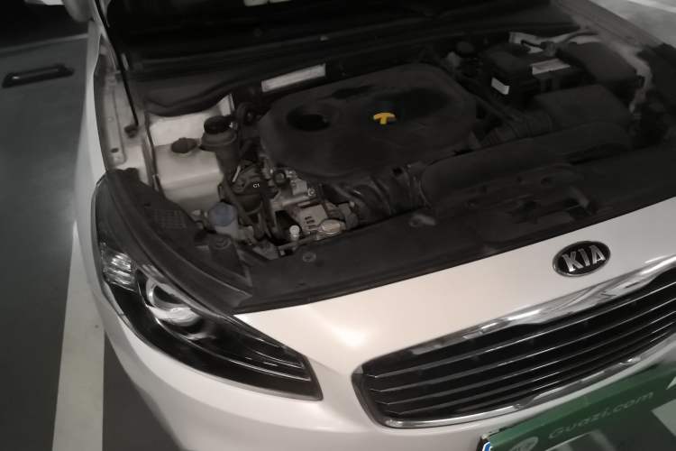 Used Kia K4 2014 1.8L Automatic GLS Engine Bay Right