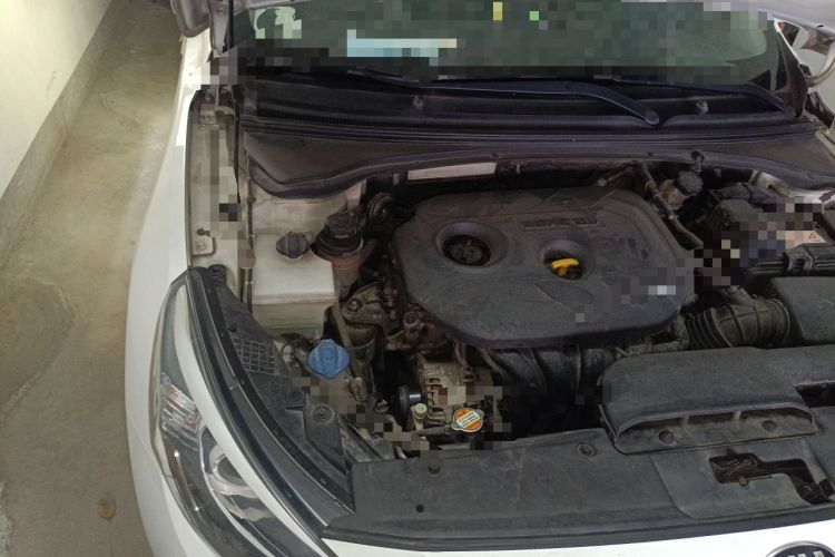 Used Kia K4 2014 1.8L Automatic DLX Engine Bay Right