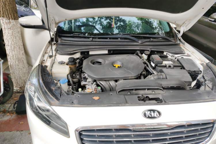 Used Kia K4 2014 1.8L Automatic GLS Engine Bay Right