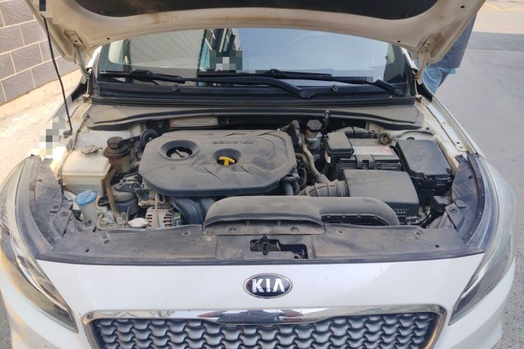Used Kia K4 2014 1.8L Automatic GLS Engine Bay