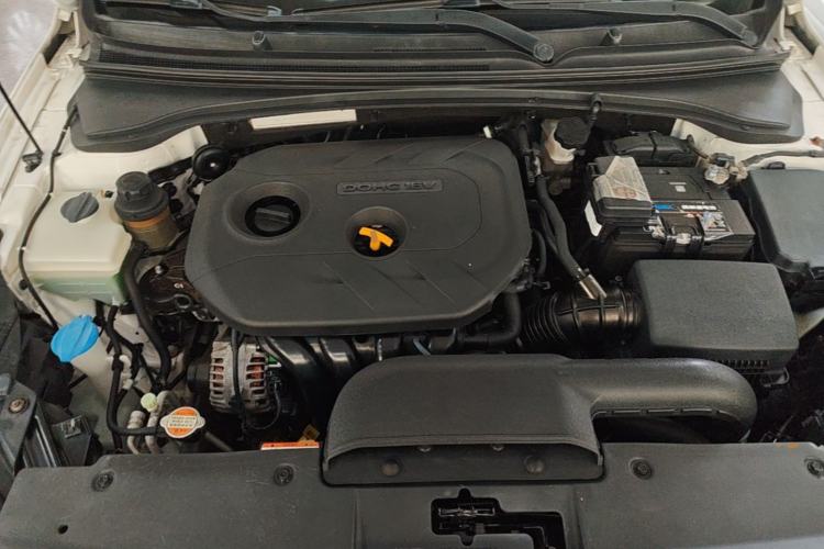 Used Kia K4 2014 1.8L Automatic GLS Engine Bay