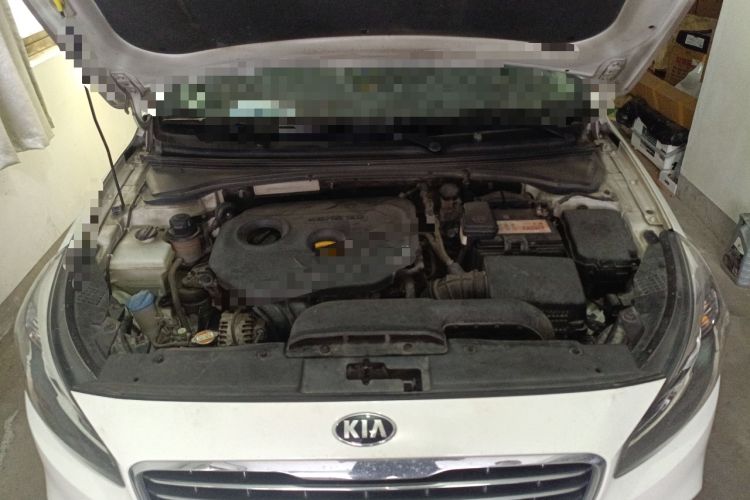 Used Kia K4 2014 1.8L Automatic DLX Engine Bay