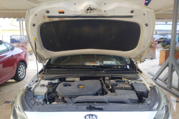 Used Kia K4 2014 1.8L Automatic GLS Engine Bay