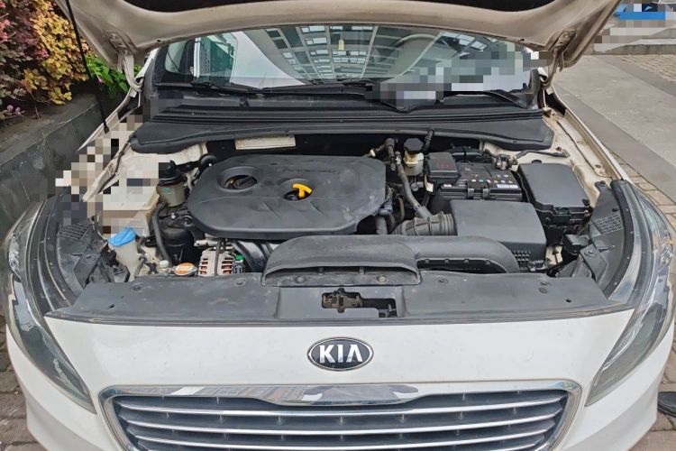 Used Kia K4 2014 1.8L Automatic DLX Engine Bay