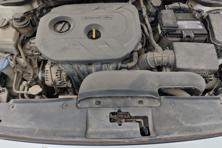 Used Kia K4 2014 1.8L Automatic GLS Engine Bay