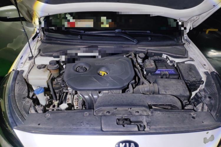 Used Kia K4 2014 1.8L Automatic GLS Engine Bay