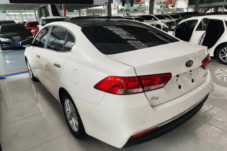 Used Kia K4 2014 1.8L Automatic GLS Exterior 2