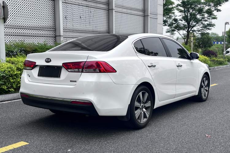 Used Kia K4 2014 1.6T Automatic Turbo Exterior 4