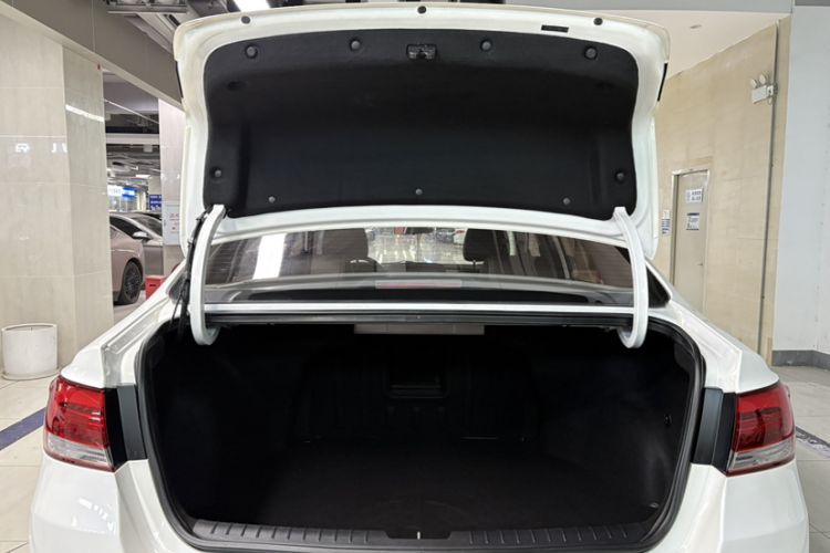 Used Kia K4 2014 1.8L Automatic DLX Exterior 6