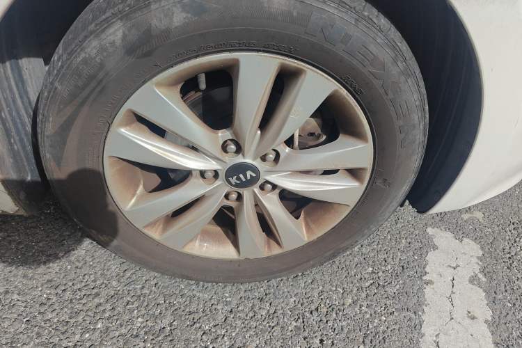 Used Kia K4 2014 1.8L Automatic GLS Exterior 7