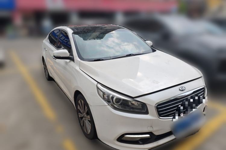 Used Kia K4 2014 1.8L Automatic DLX Front Right 45 Deg