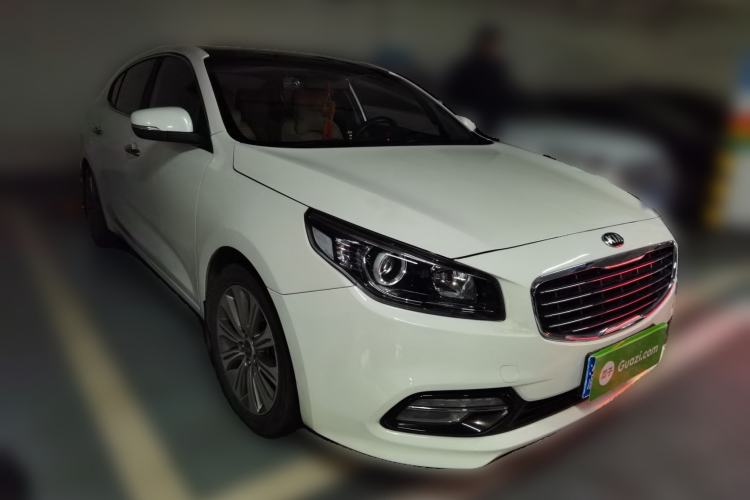 Used Kia K4 2014 1.8L Automatic DLX Front Right 45 Deg