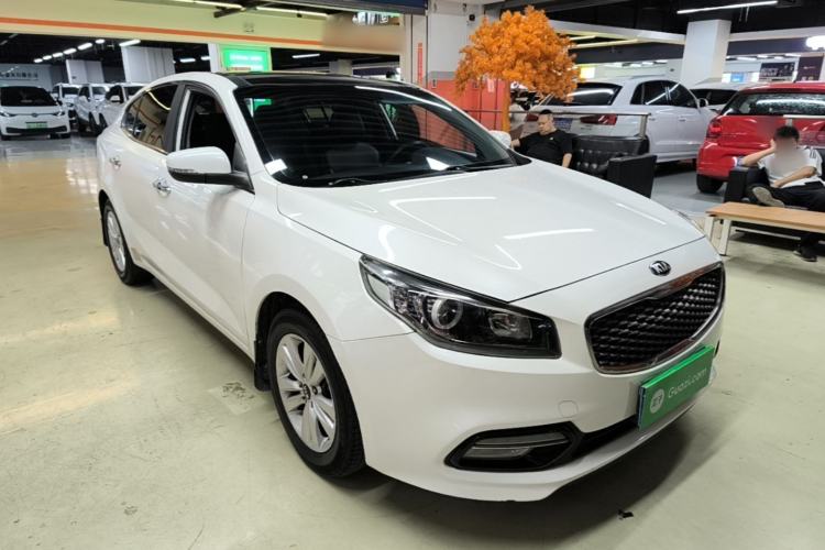 Used Kia K4 2014 1.8L Automatic GLS Front Right 45 Deg