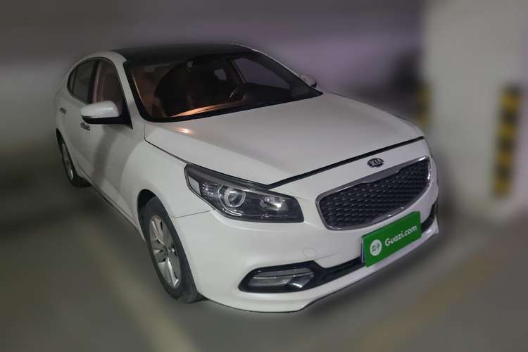 Used Kia K4 2014 1.8L Automatic GLS Front Right 45 Deg