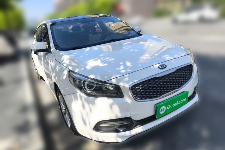 Used Kia K4 2014 1.8L Automatic GLS Front Right 45 Deg