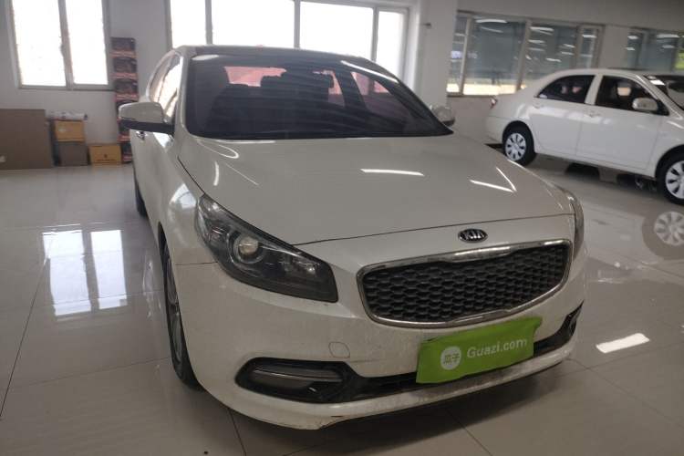Used Kia K4 2014 1.8L Automatic GLS Front Right 45 Deg