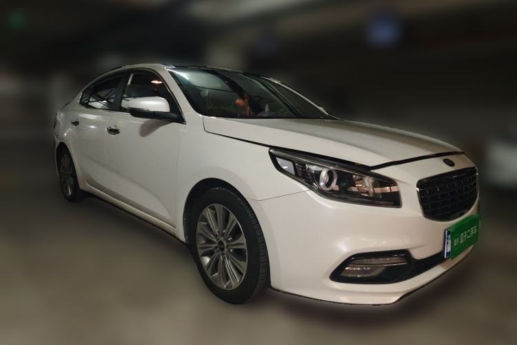 Used Kia K4 2014 1.8L Automatic DLX Front Right 45 Deg