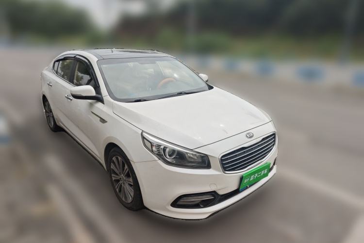Used Kia K4 2014 1.8L Automatic DLX Front Right 45 Deg