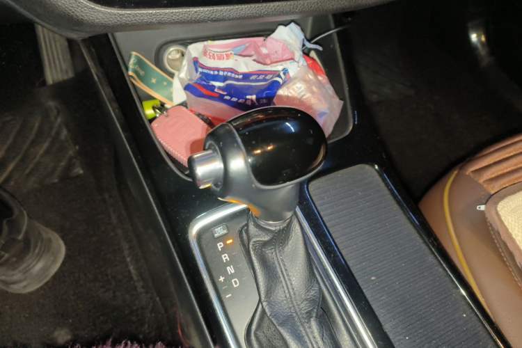 Used Kia K4 2014 1.6T Automatic Turbo Gear Lever