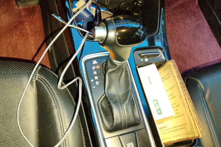 Used Kia K4 2014 1.6T Automatic Turbo Gear Lever