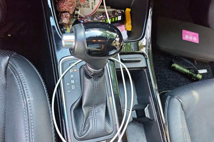Used Kia K4 2014 1.6T Automatic Turbo Gear Lever