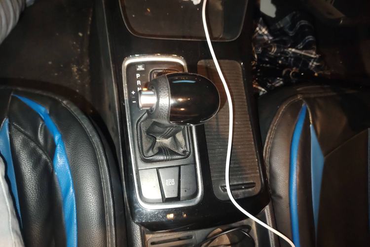 Used Kia K4 2014 1.8L Automatic GL Gear Lever