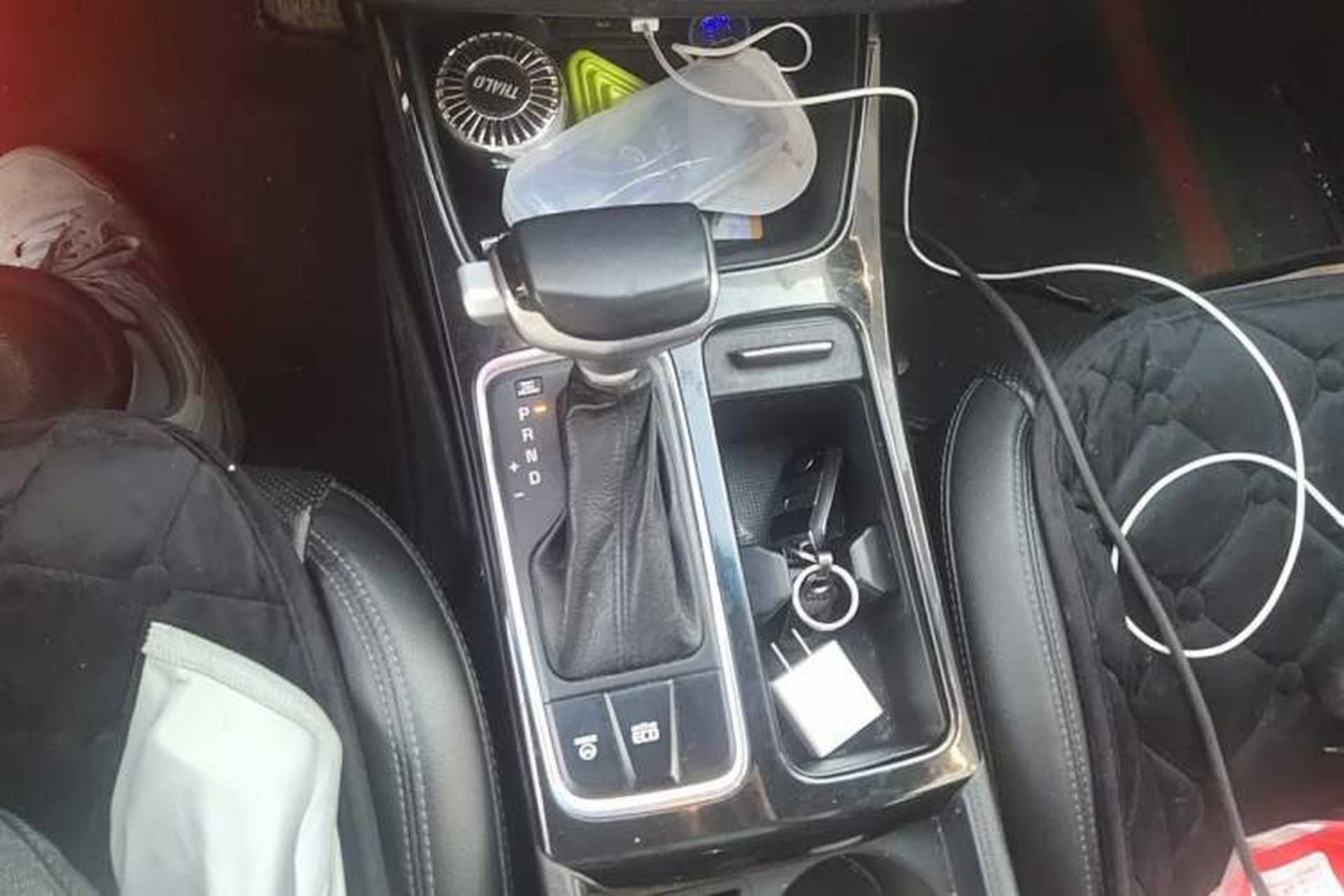 Used Kia K4 2014 1.6T Automatic Turbo Gear Lever