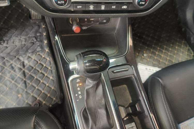 Used Kia K4 2014 1.6T Automatic Turbo Gear Lever