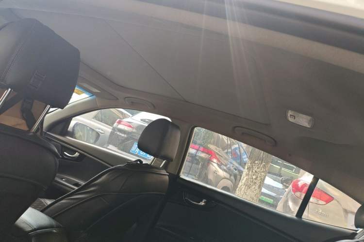Used Kia K4 2014 1.8L Automatic GLS Headliner