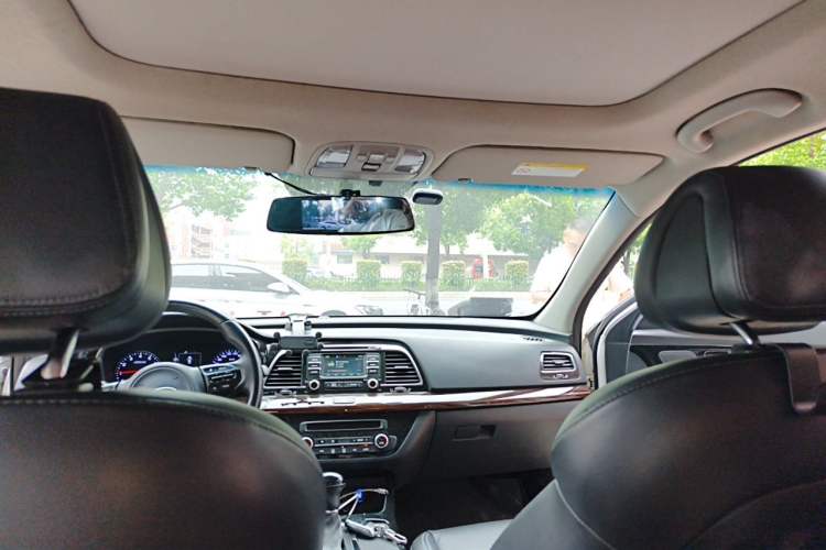 Used Kia K4 2014 1.6T Automatic Turbo Headliner