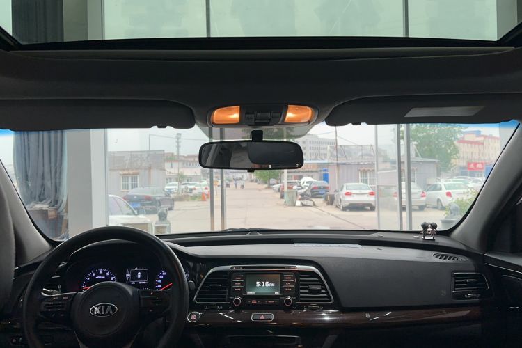 Used Kia K4 2014 1.8L Automatic GLS Headliner