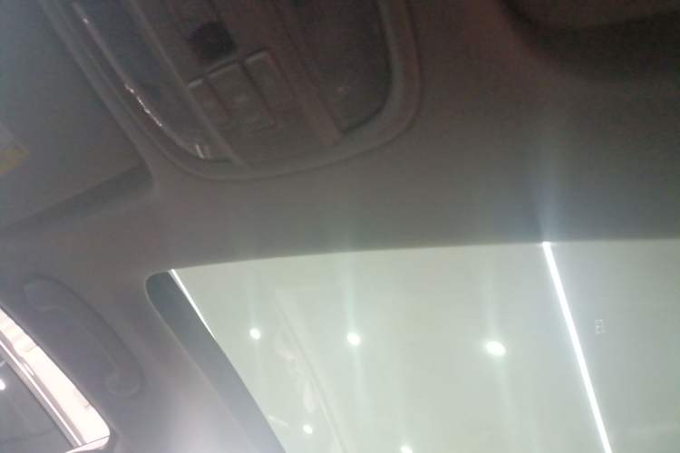 Used Kia K4 2014 1.8L Automatic GLS Headliner