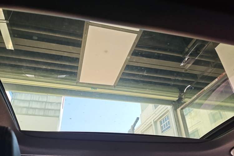 Used Kia K4 2014 1.8L Automatic DLX Headliner