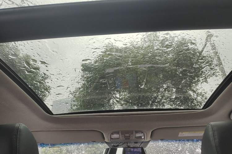 Used Kia K4 2014 1.8L Automatic GLS Headliner