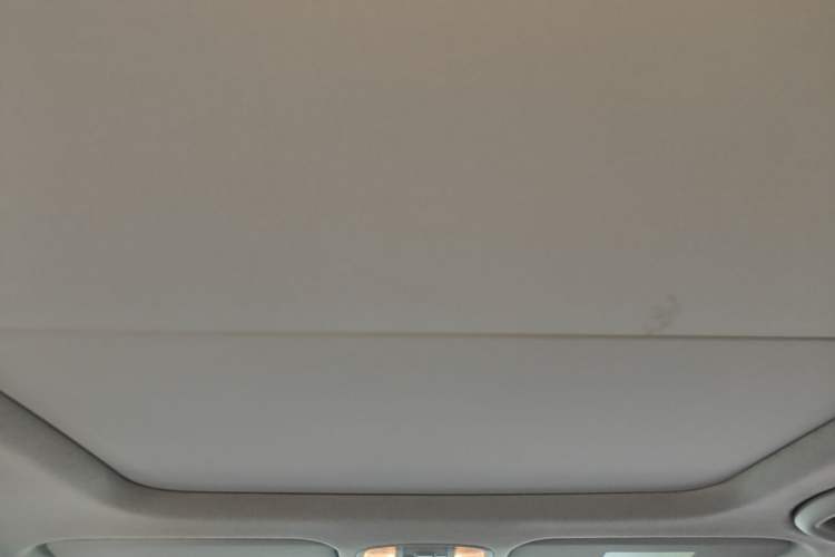 Used Kia K4 2014 1.8L Automatic DLX Headliner