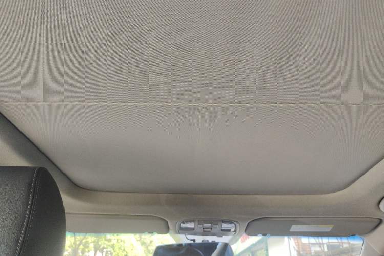 Used Kia K4 2014 1.8L Automatic DLX Headliner