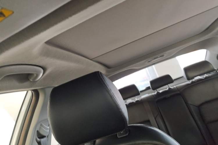Used Kia K4 2014 1.8L Automatic GLS Headliner