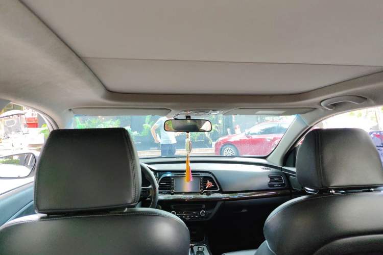 Used Kia K4 2014 1.8L Automatic GLS Headliner