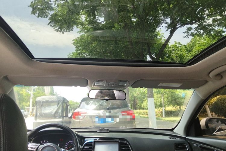 Used Kia K4 2014 1.8L Automatic DLX Headliner
