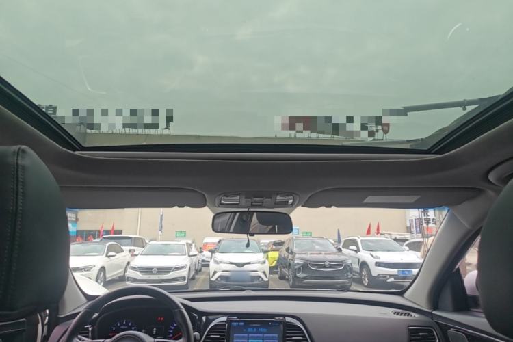 Used Kia K4 2014 1.8L Automatic DLX Headliner